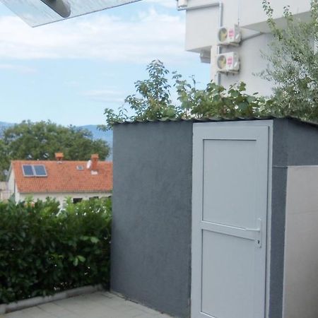 Luxury Spa Apartment Luna Njivice Exteriör bild