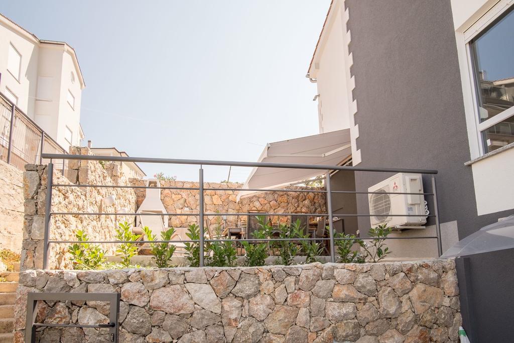 Luxury Spa Apartment Luna Njivice Rum bild