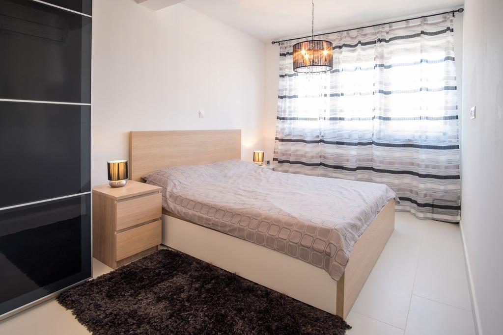 Luxury Spa Apartment Luna Njivice Rum bild