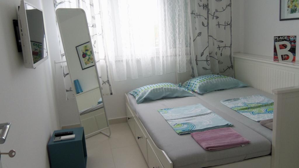 Luxury Spa Apartment Luna Njivice Exteriör bild